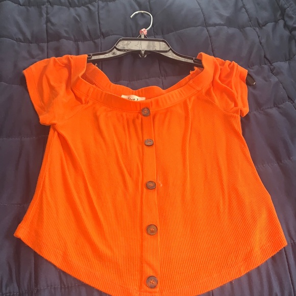 Top - Picture 1 of 6